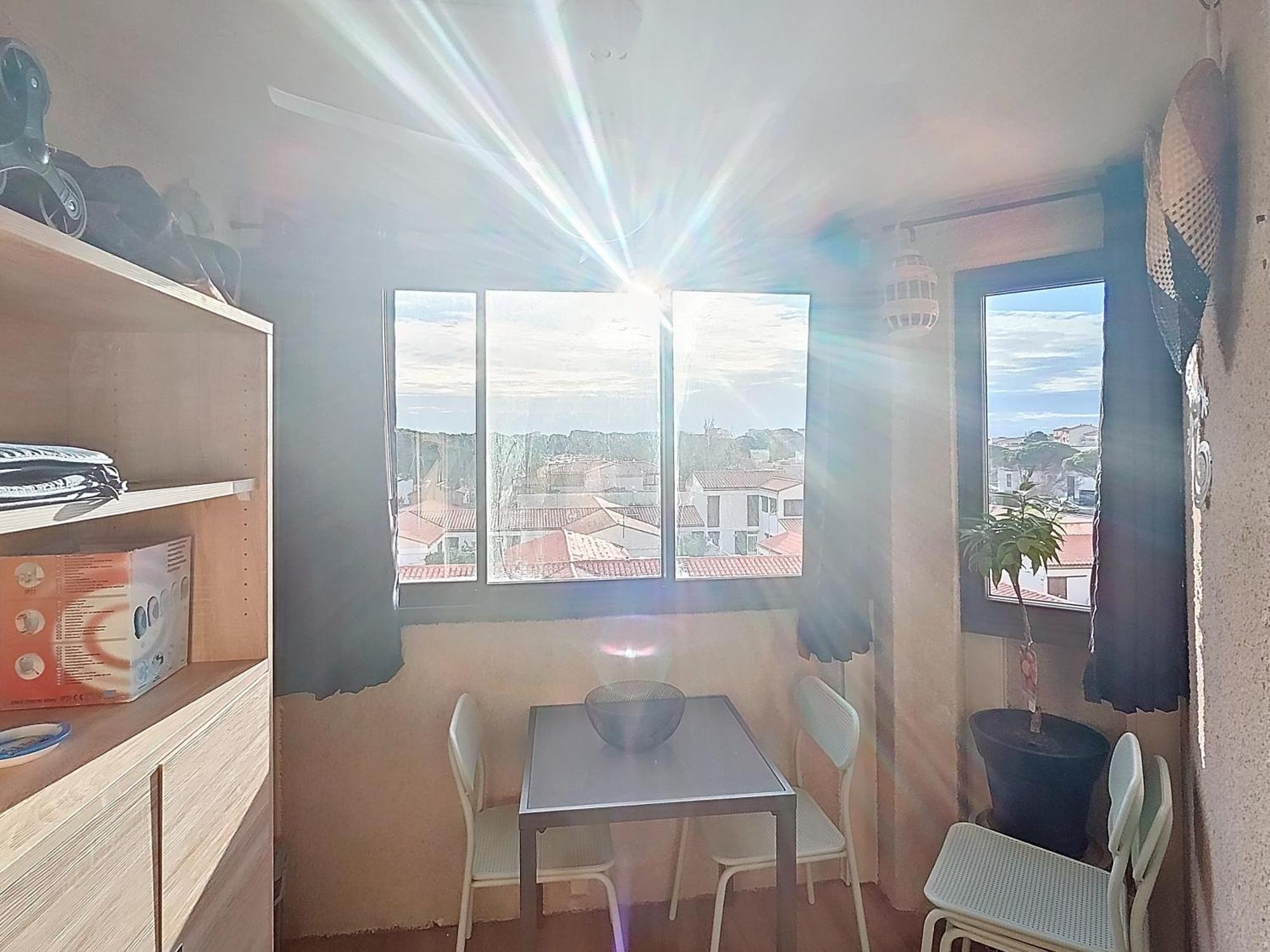 Chic Appartement 4 Personnes Лёкат Экстерьер фото
